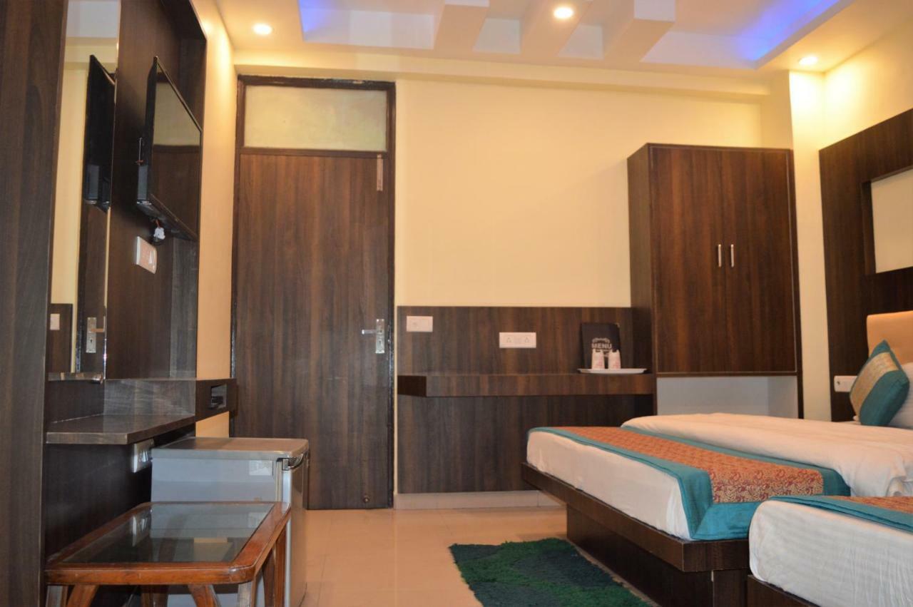 Cottage Ganga Inn Nueva Delhi Exterior foto